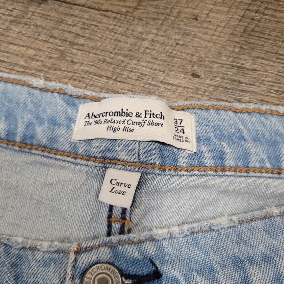NWT ABERCROMBIE & FITCH | Curve Love The '90s Relaxed Cutoff Shorts | Sz. 24 - Picture 2 of 7